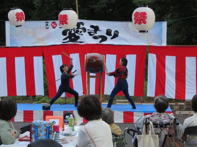 02.jpg